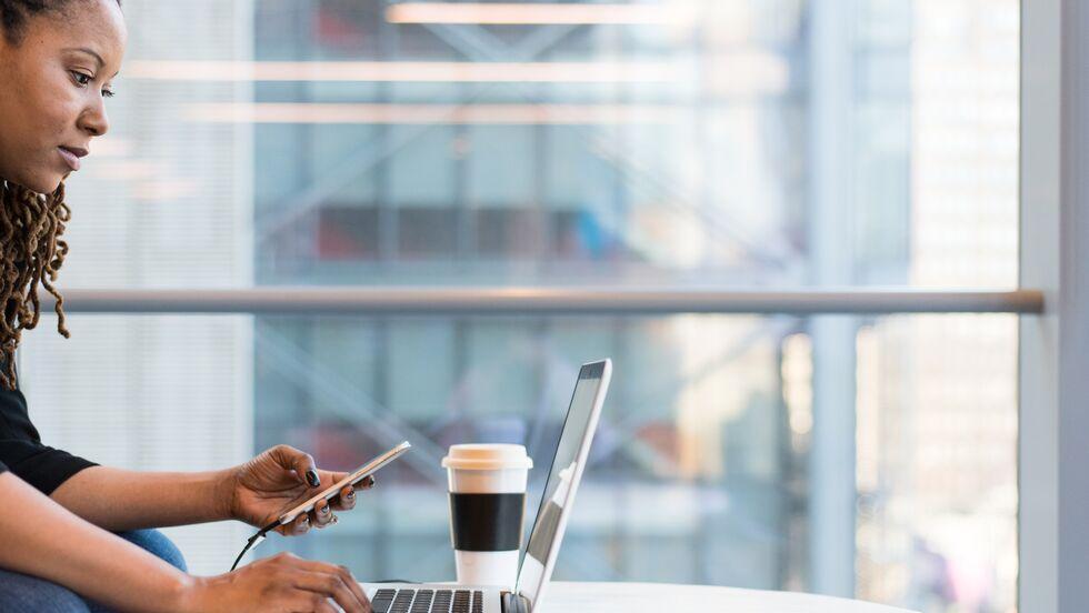 Women on Computer